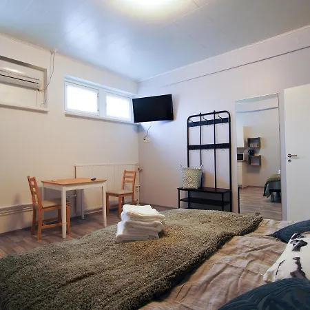 Savonlinna Rentals Vandrerhjem *